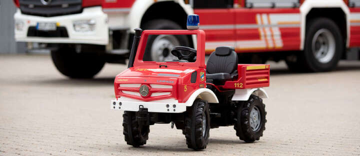 kinderfahrzeuge feuerwehr tretauto